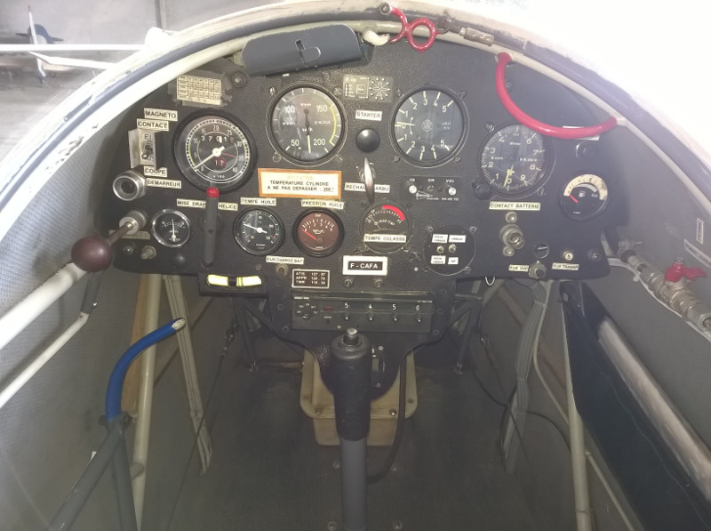 image FA cockpit